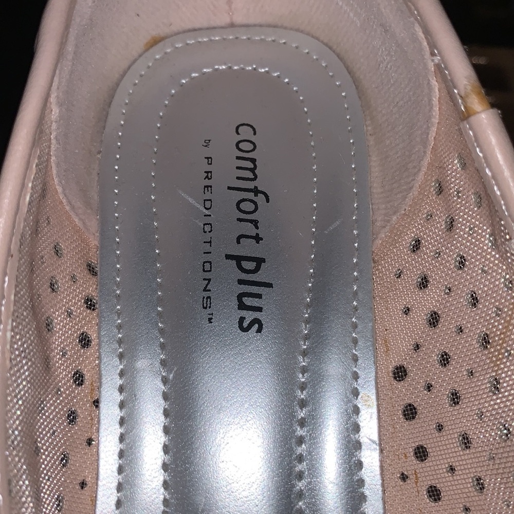 Powder Pink Pumps - Picture 6 of 6